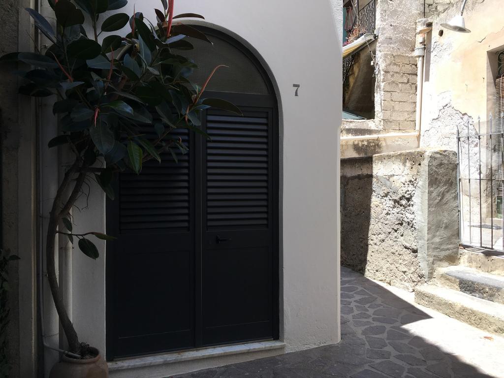 Vulcanoconsult Appartamenti Spiaggia Lipari  Bagian luar foto