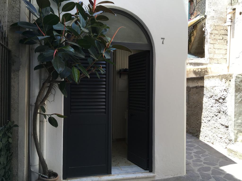 Vulcanoconsult Appartamenti Spiaggia Lipari  Bagian luar foto