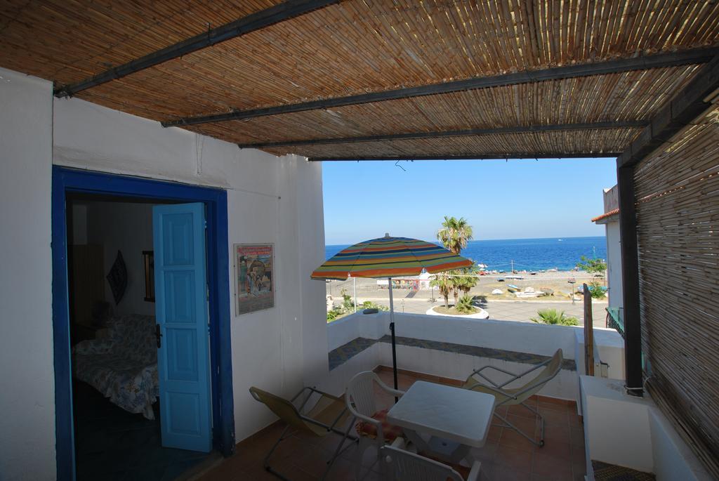 Vulcanoconsult Appartamenti Spiaggia Lipari  Bagian luar foto