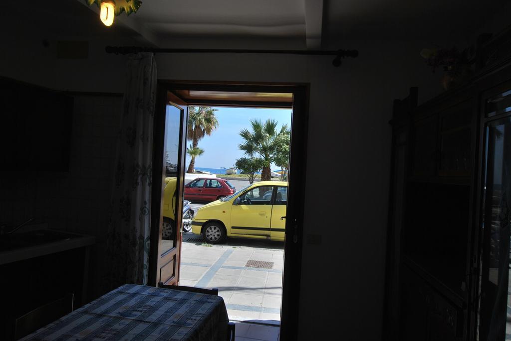 Vulcanoconsult Appartamenti Spiaggia Lipari  Bagian luar foto